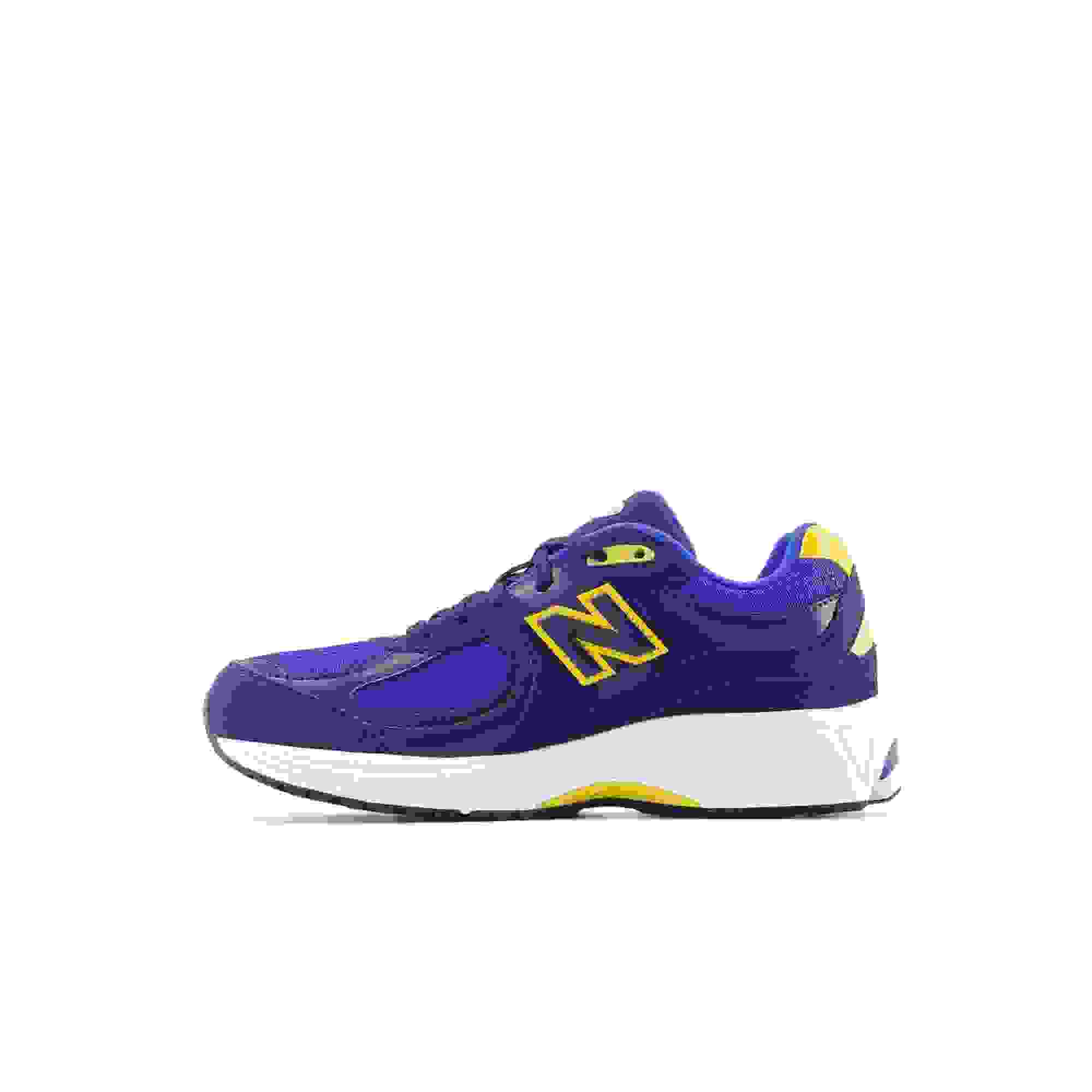 New Balance 2002 Preschool Boys' "Blue/Yellow" Shoe